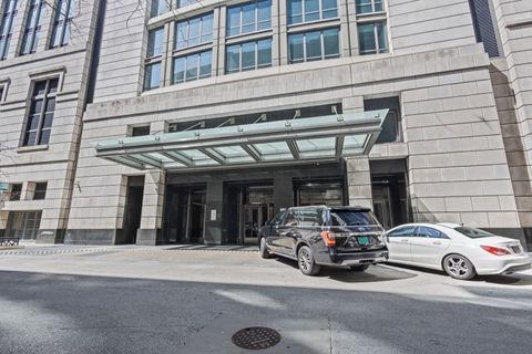 Tiny photo for 130 N Garland Court #2612, Chicago, IL 60602 (MLS # 12405928)