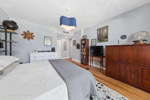 Tiny photo for 130 N Garland Court #2612, Chicago, IL 60602 (MLS # 12405928)