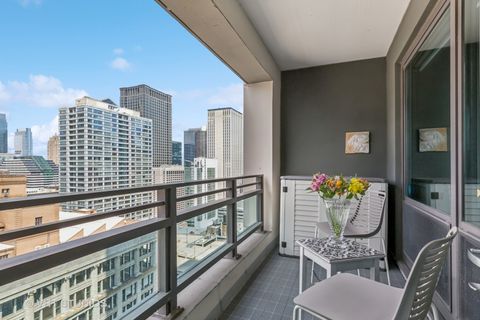 Tiny photo for 130 N Garland Court #2612, Chicago, IL 60602 (MLS # 12405928)