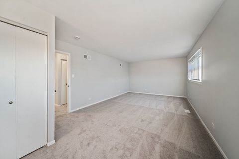 Tiny photo for 526 King Arthur Way, Bolingbrook, IL 60440 (MLS # 12578822)