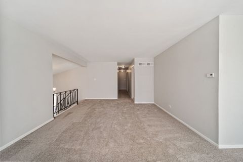 Tiny photo for 526 King Arthur Way, Bolingbrook, IL 60440 (MLS # 12578822)