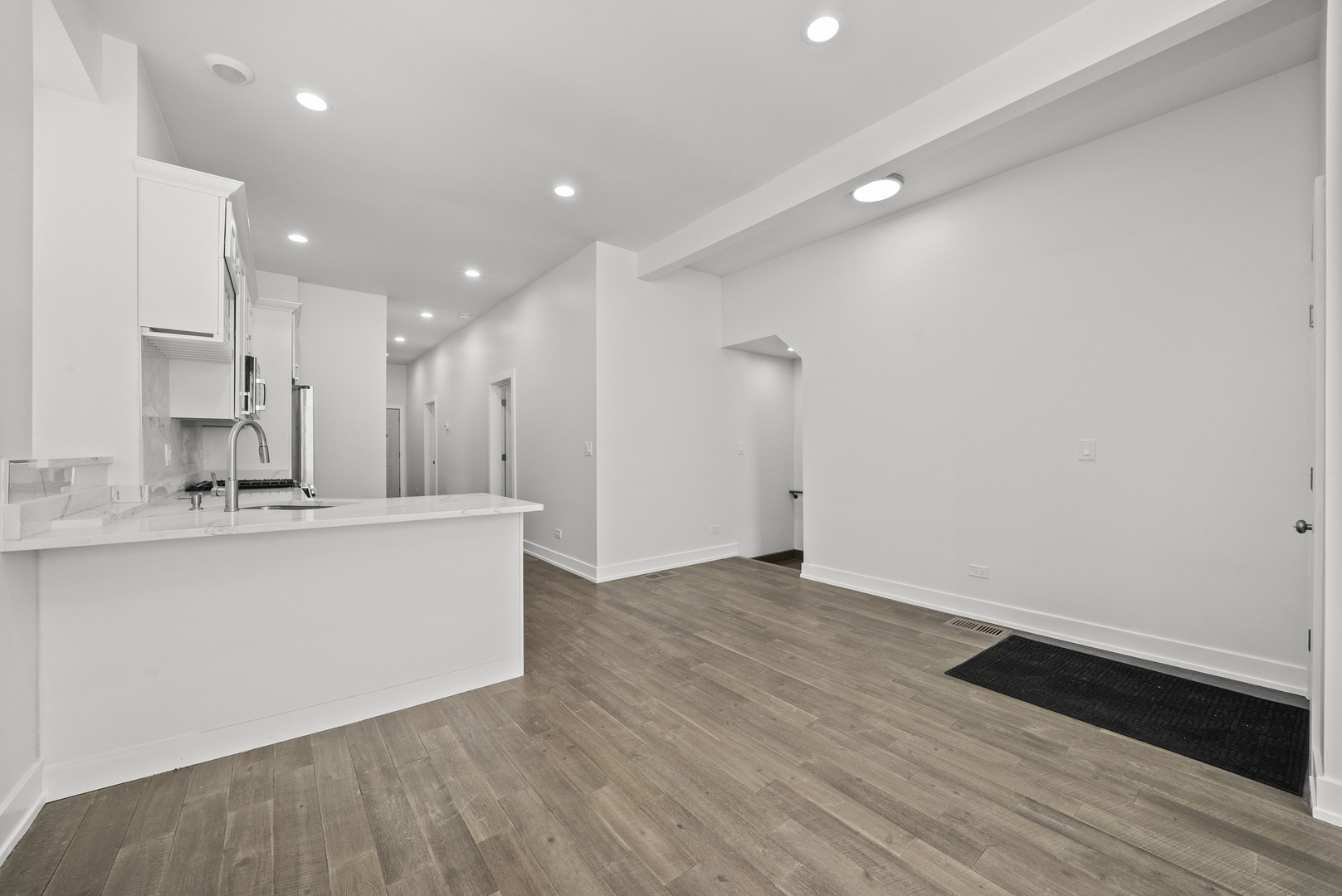 3824 W Fulton Street