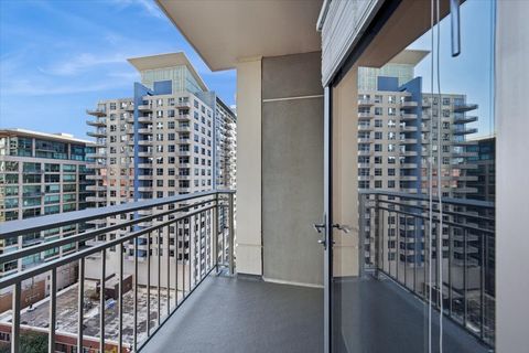 Tiny photo for 1250 S Michigan Avenue #1400, Chicago, IL 60605 (MLS # 12488404)