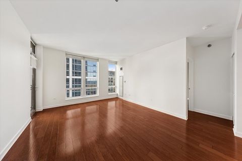 Tiny photo for 1250 S Michigan Avenue #1400, Chicago, IL 60605 (MLS # 12488404)