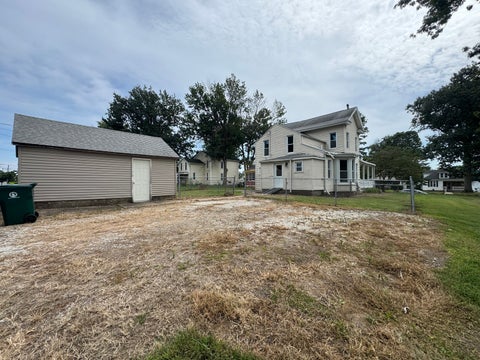 Tiny photo for 2301 Elm Street, Quincy, IL 62301 (MLS # 12751814)