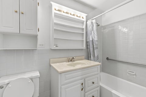 Tiny photo for 8720 Skokie Boulevard #1G, Skokie, IL 60077 (MLS # 12750261)