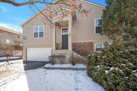 Photo of 1126 Chadwick Drive, Grayslake, IL 60030 (MLS # 12552429)