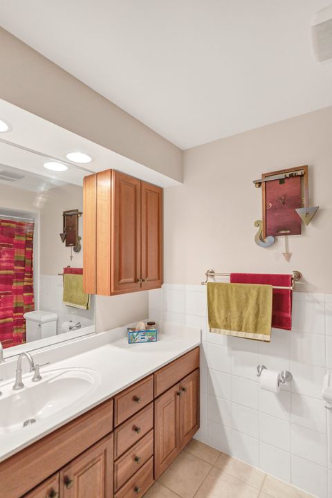 Tiny photo for 512 N Forest Drive, Addison, IL 60101 (MLS # 12478578)
