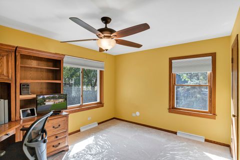 Tiny photo for 512 N Forest Drive, Addison, IL 60101 (MLS # 12478578)