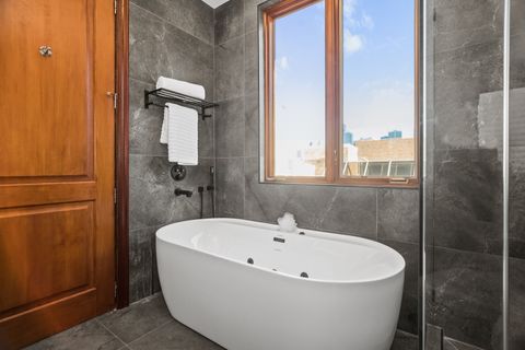 Tiny photo for 1152 W Fulton Market #4A, Chicago, IL 60607 (MLS # 12580226)