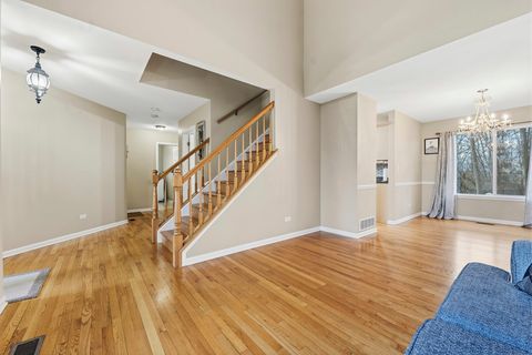 Tiny photo for 138 Emerald Drive, Streamwood, IL 60107 (MLS # 12621111)