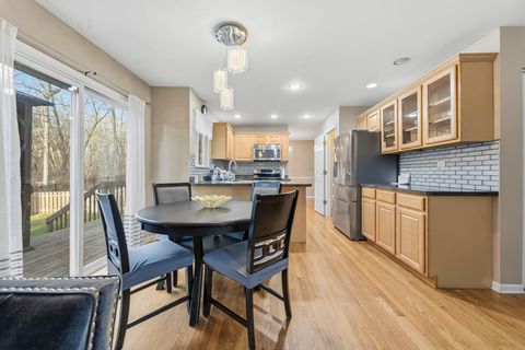 Tiny photo for 138 Emerald Drive, Streamwood, IL 60107 (MLS # 12621111)