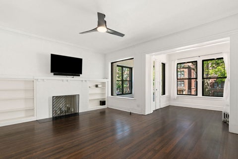 Tiny photo for 1221 E Hyde Park Boulevard #1, Chicago, IL 60615 (MLS # 12674526)
