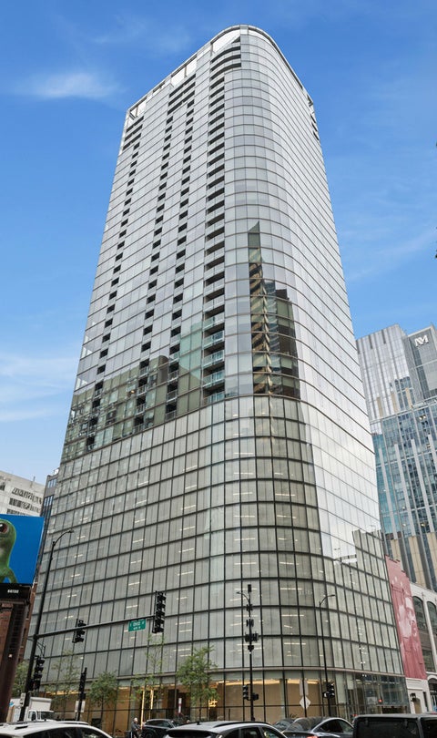 Photo of 600 N FAIRBANKS Court #3304, Chicago, IL 60611 (MLS # 12749381)