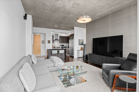 Tiny photo for 600 N FAIRBANKS Court #3304, Chicago, IL 60611 (MLS # 12749381)