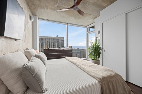 Tiny photo for 600 N FAIRBANKS Court #3304, Chicago, IL 60611 (MLS # 12749381)