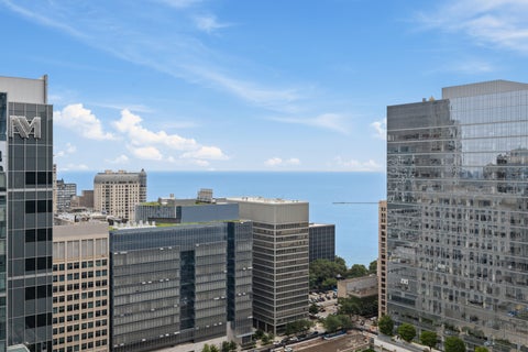 Tiny photo for 600 N FAIRBANKS Court #3304, Chicago, IL 60611 (MLS # 12749381)
