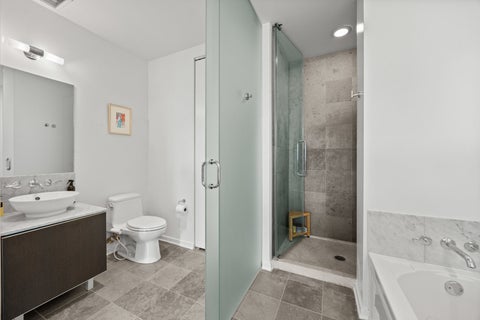 Tiny photo for 600 N FAIRBANKS Court #3304, Chicago, IL 60611 (MLS # 12749381)