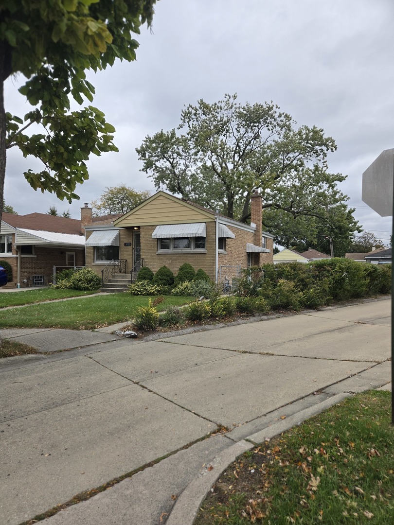 3421 Sunset Lane