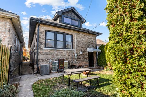 Tiny photo for 1613 S 51st Court, Cicero, IL 60804 (MLS # 12590518)