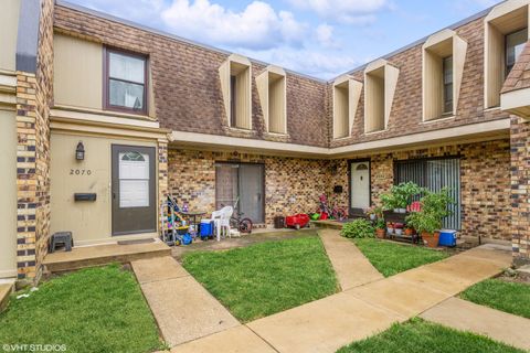 A home in Woodridge