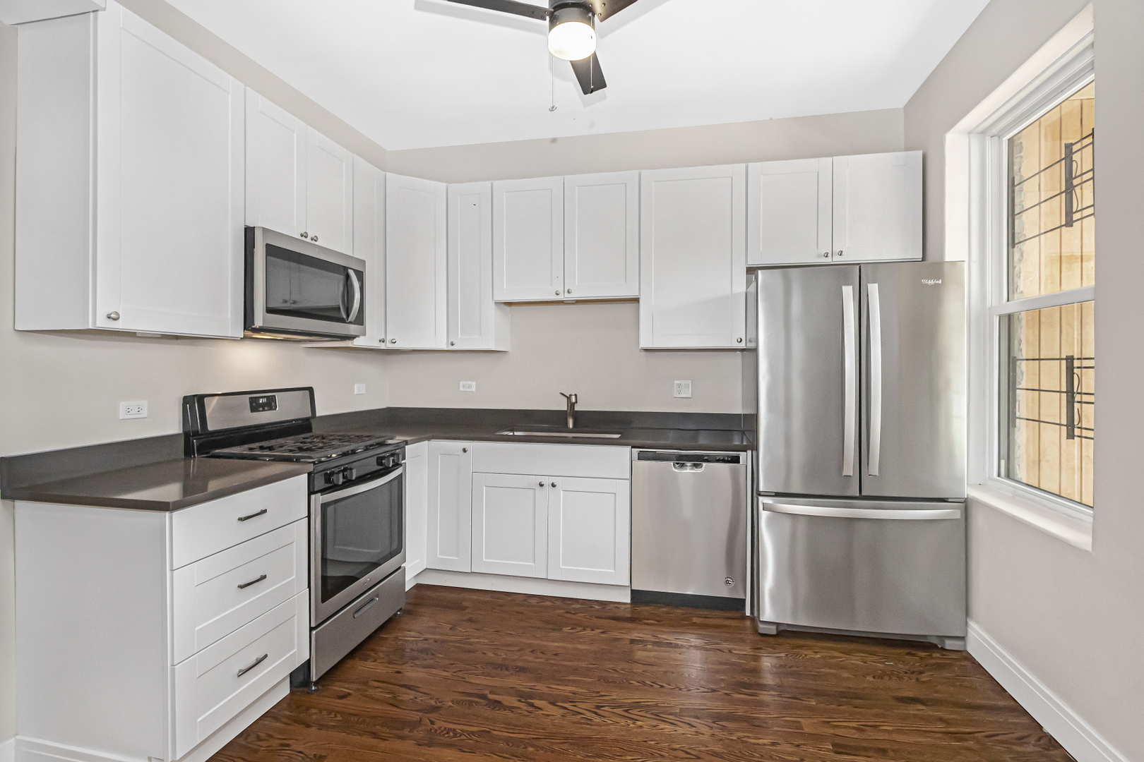 1341 W Foster Avenue 1