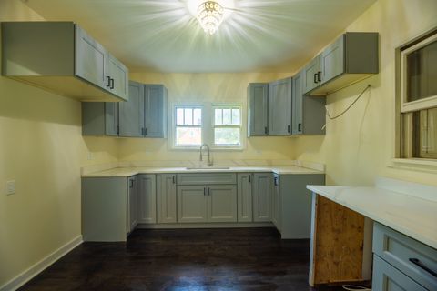 Tiny photo for 14947 Riverside Drive, South Holland, IL 60473 (MLS # 12451902)