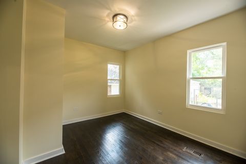 Tiny photo for 14947 Riverside Drive, South Holland, IL 60473 (MLS # 12451902)