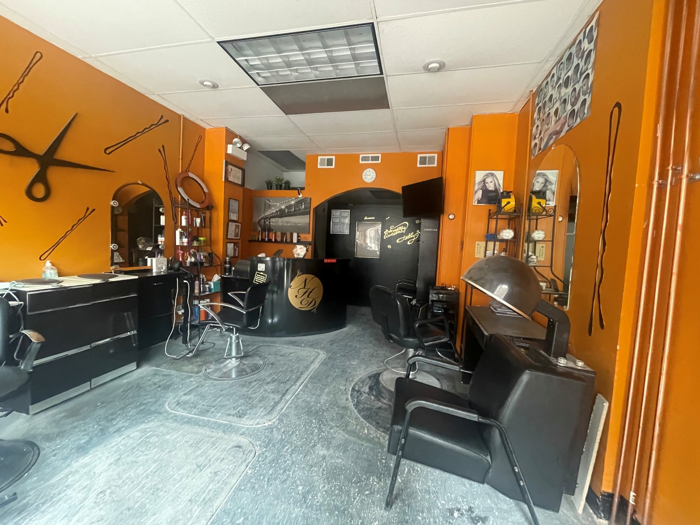 5632-52 N Clark Street 5642