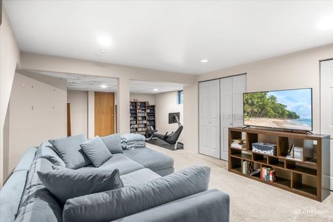 Tiny photo for 205 Churchill Lane, Aurora, IL 60504 (MLS # 12530974)