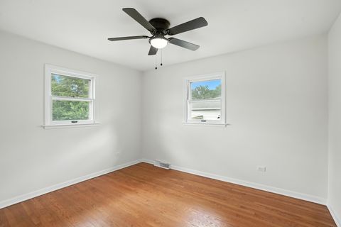 Tiny photo for 3312 E 170th Street, Lansing, IL 60438 (MLS # 12553603)