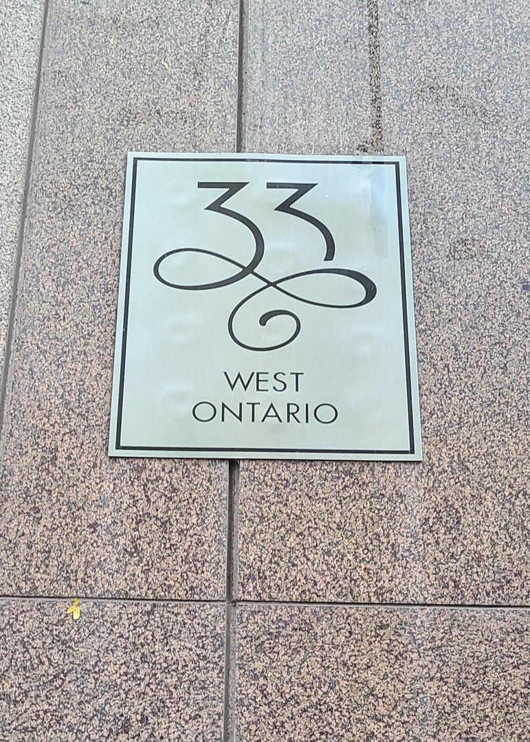 33 W Ontario Street P10-E33