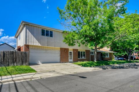 Tiny photo for 10056 S Talman Avenue, Chicago, IL 60655 (MLS # 12687982)
