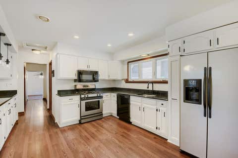 Tiny photo for 10056 S Talman Avenue, Chicago, IL 60655 (MLS # 12687982)