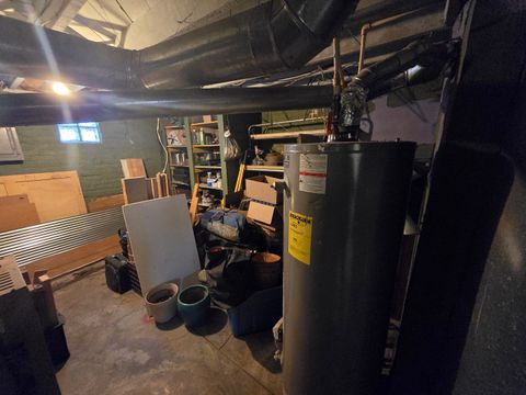 Tiny photo for 1014 W 4th Street, Peoria, IL 61605 (MLS # 12579379)