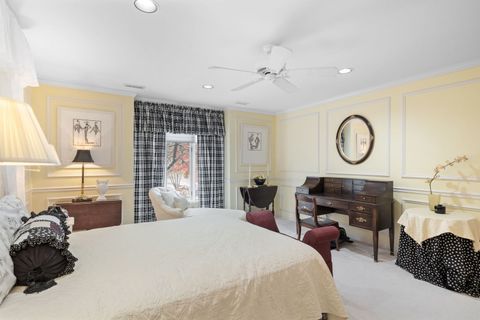 Tiny photo for 3 Oak Brook Club Drive #E207, Oak Brook, IL 60523 (MLS # 12517197)