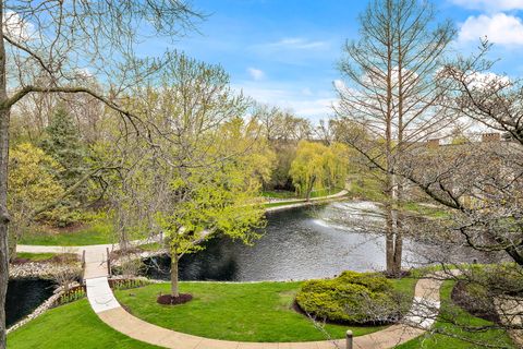 Tiny photo for 3 Oak Brook Club Drive #E207, Oak Brook, IL 60523 (MLS # 12517197)