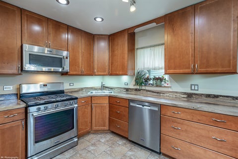 Tiny photo for 6520 Ridge Drive, Chicago Ridge, IL 60415 (MLS # 12745436)