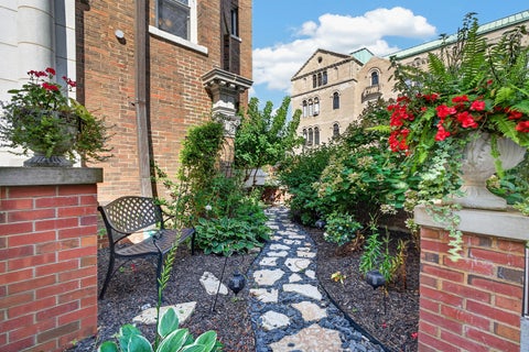 Tiny photo for 1031 W BRYN MAWR Avenue #2A, Chicago, IL 60626 (MLS # 12743842)