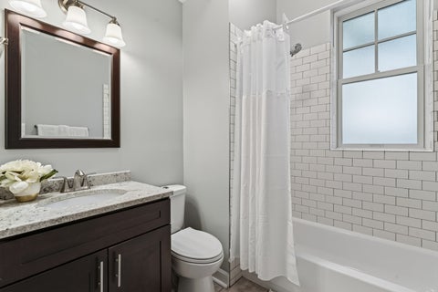 Tiny photo for 1031 W BRYN MAWR Avenue #2A, Chicago, IL 60626 (MLS # 12743842)