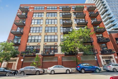 843 W ADAMS Street 310 Chicago IL 60607