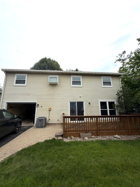 Tiny photo for 300 Aster Court, Aurora, IL 60504 (MLS # 12690470)