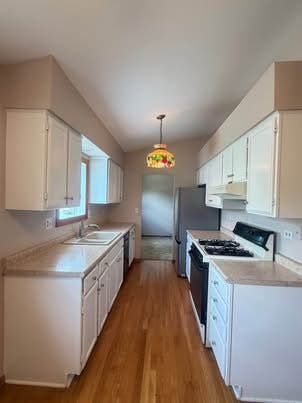 Tiny photo for 300 Aster Court, Aurora, IL 60504 (MLS # 12690470)