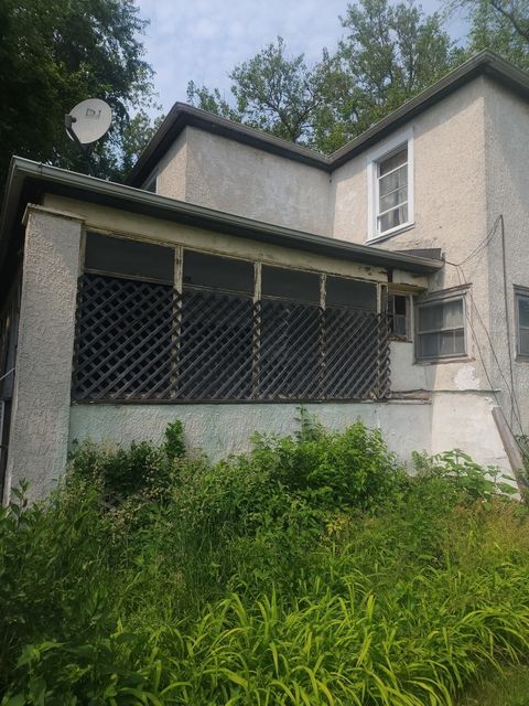Tiny photo for 9745 S Beverly Street, Chicago, IL 60643 (MLS # 12387558)