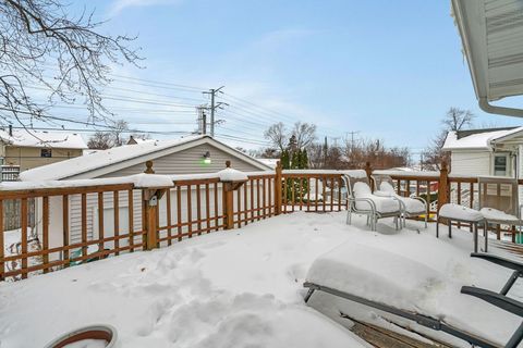 Tiny photo for 334 Hemlock Avenue, Romeoville, IL 60446 (MLS # 12528731)