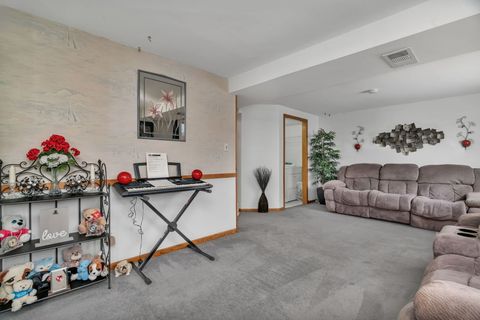 Tiny photo for 334 Hemlock Avenue, Romeoville, IL 60446 (MLS # 12528731)