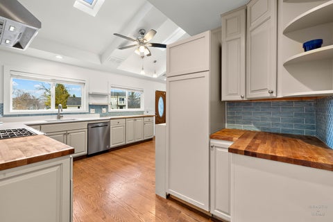 Tiny photo for 4433 Wildwood Drive, Crystal Lake, IL 60014 (MLS # 12694363)