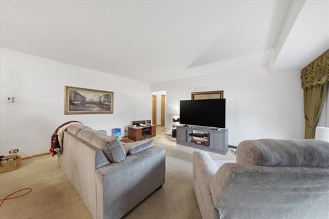 Tiny photo for 834 N Maple Drive, Chicago Heights, IL 60411 (MLS # 12610309)