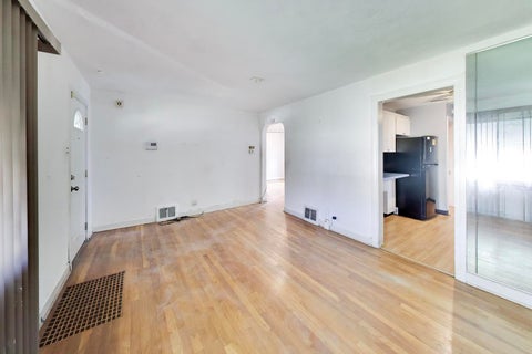 Tiny photo for 423 Frederick Avenue, Bellwood, IL 60104 (MLS # 12692941)