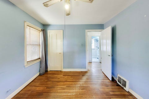 Tiny photo for 423 Frederick Avenue, Bellwood, IL 60104 (MLS # 12692941)